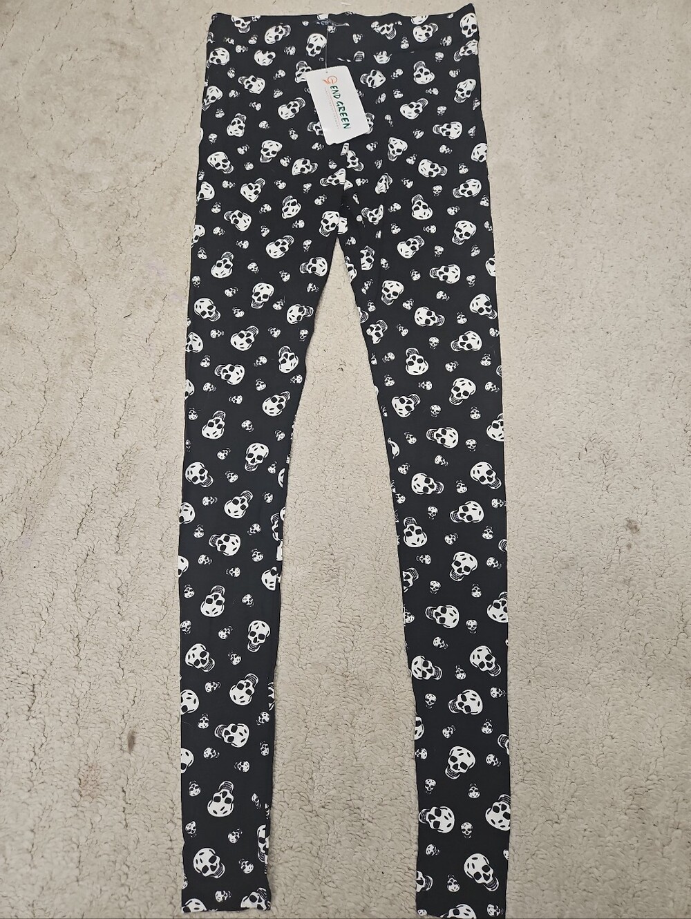 4 DAYS LEFT $ Skull Print Leggings NWT Sz. Small Halloween Goth
